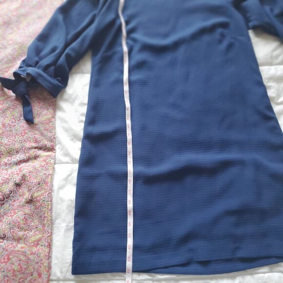 H & M  Dress With Lining And 3/4 Puffy Sleeves That Tie Sz 8 Loose Fit - Picture 6 of 10